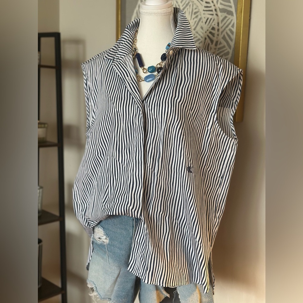 Calvin Klein Blue and White Striped Button Down Shirt - Picture 7 of 10